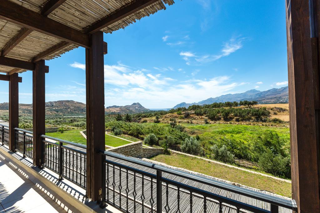 Poseidon Villa, Nestled In The Picturesque South, By Thinkvilla Lefkogeia Esterno foto