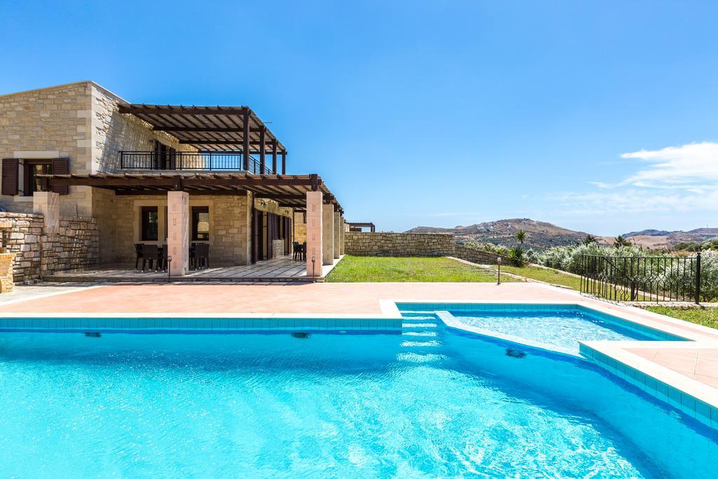 Poseidon Villa, Nestled In The Picturesque South, By Thinkvilla Lefkogeia Esterno foto